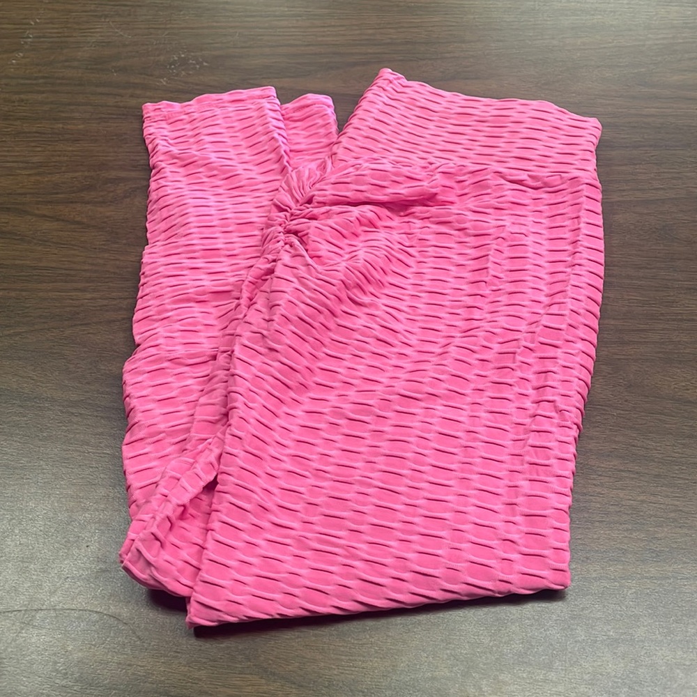 Pink Textured Leggings